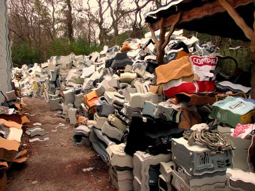 Image of a large WEEE waste pile.