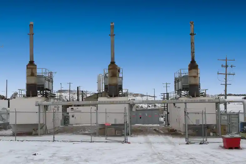 Three ISO container housed landfill gas utilisation engines generate landfill gas electricity.