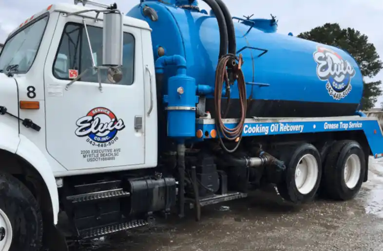 Image shows a Cooking oil and grease collection vehicle